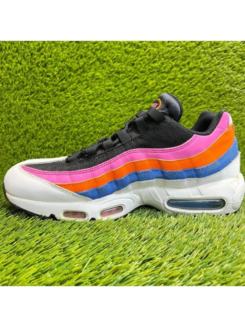 Nike Air Max 95 Essential Mens Size 9.5 Black Pink Orange Running Shoes Sneakers